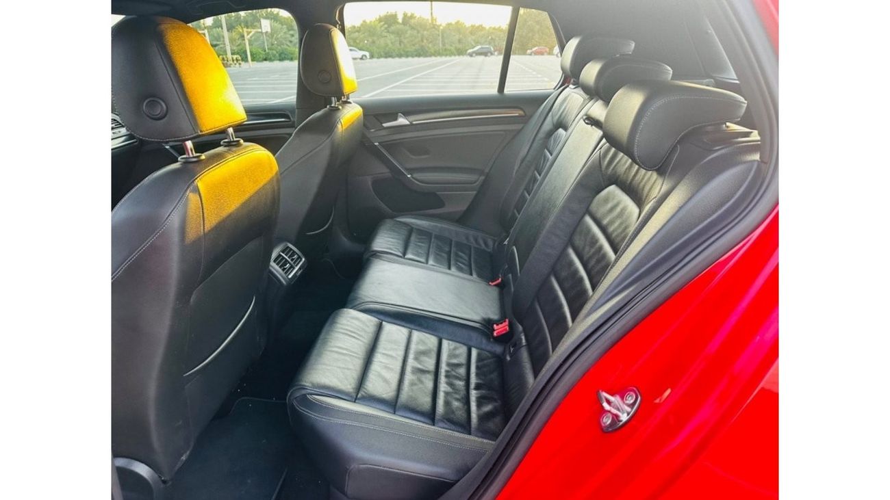 فولكس واجن جولف موديل 2015 خليجي فل مواصفات بانوراما وجلد ومثبت سرعه وتحكم كهربي كأمل ونظام صوت ممتاز وكاميرا خلفيه