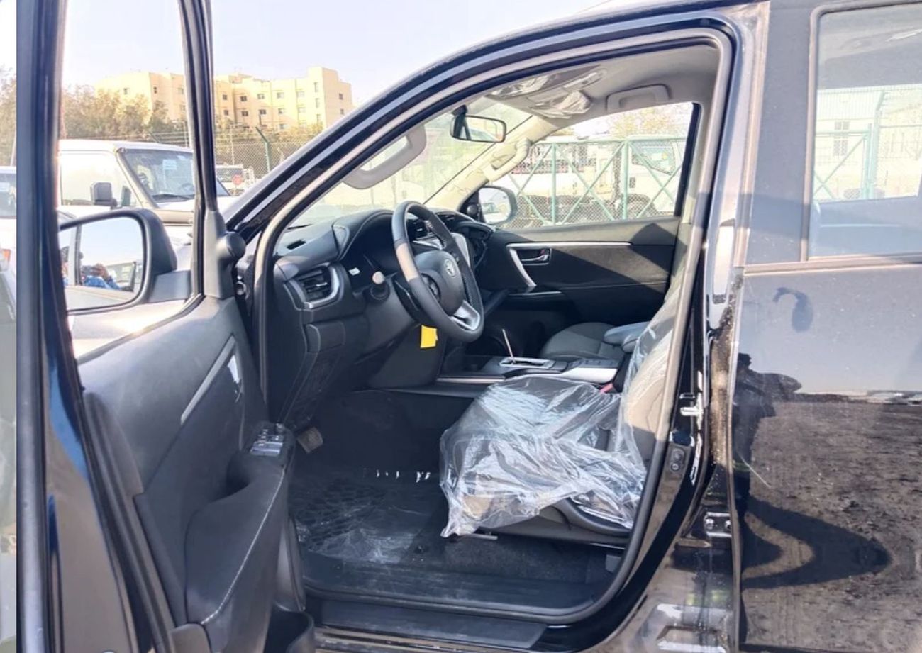 Toyota Fortuner TOYOTA FORTUNER 2.4D AT 4X4 MY2025