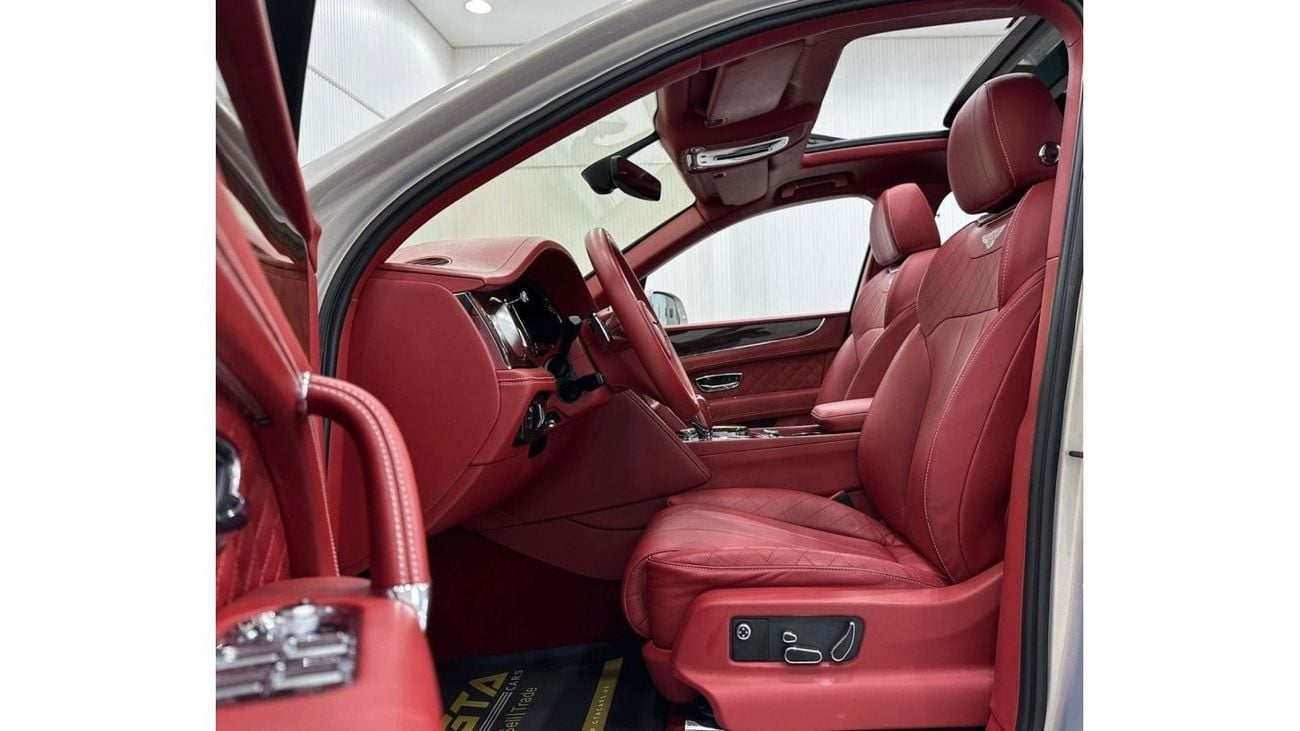 Bentley Bentayga 2017 Bentley Bentayga First Edition W12, Full Service History + Service Contract, Full Options, GCC