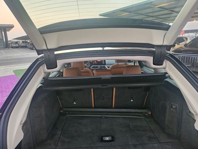 BMW 5 Series EXCELLENCE, миниатюра 29