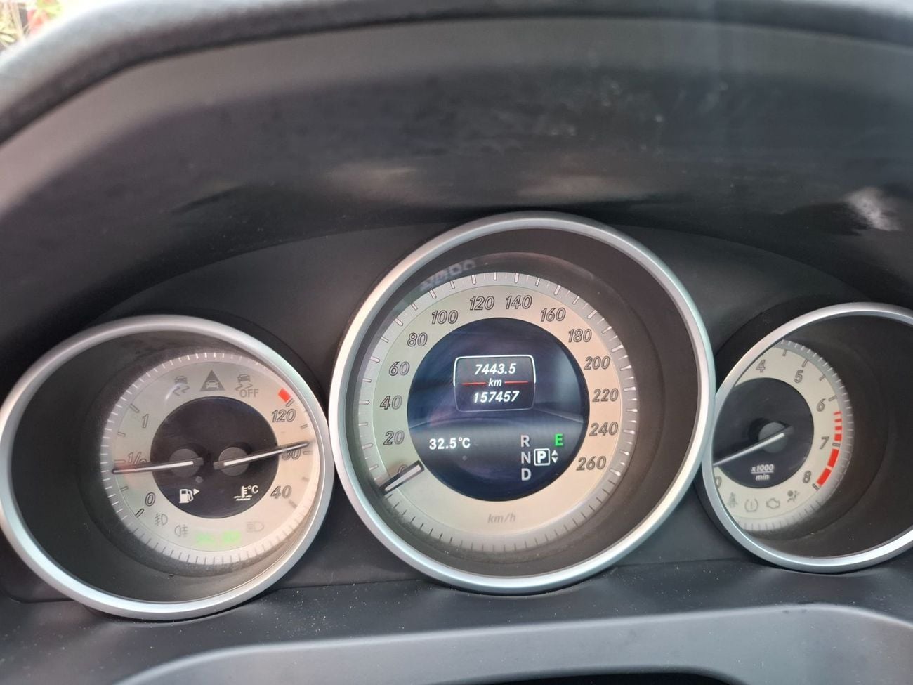 Mercedes Benz E 200 Coupe Mercedes-Benz E200 2015 full option