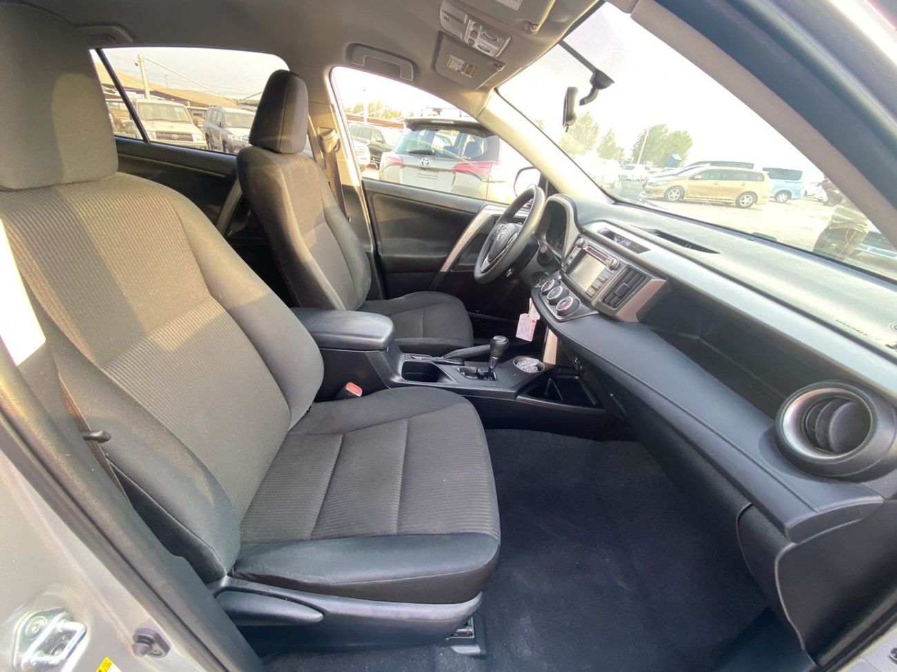 Toyota RAV4 2014 TOYOTA RAV4 LE AWD / MID OPYION