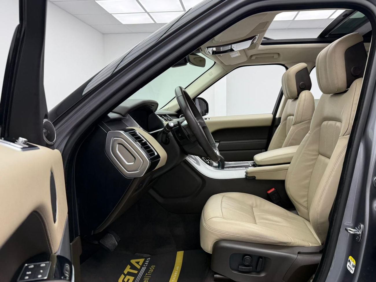 Land Rover Range Rover Sport 2022 Range Rover Sport Black Edition, 2026 RR Warranty, Full RR Service History, Fully Loaded, GCC