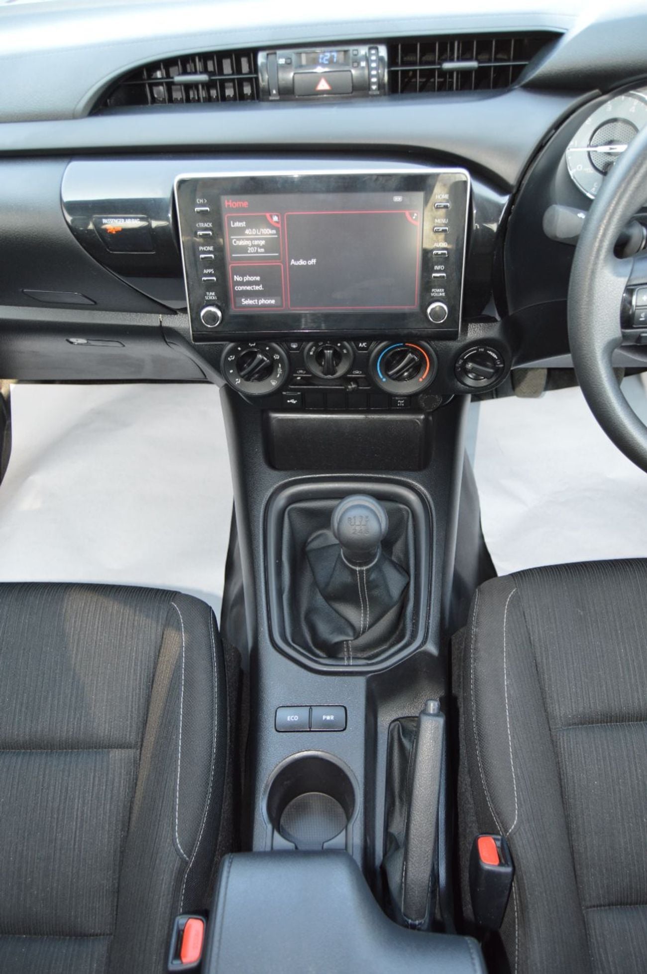 Toyota Hilux SGLX Right Hand Drive Year: 2024 Engine: 2.8L/ V4