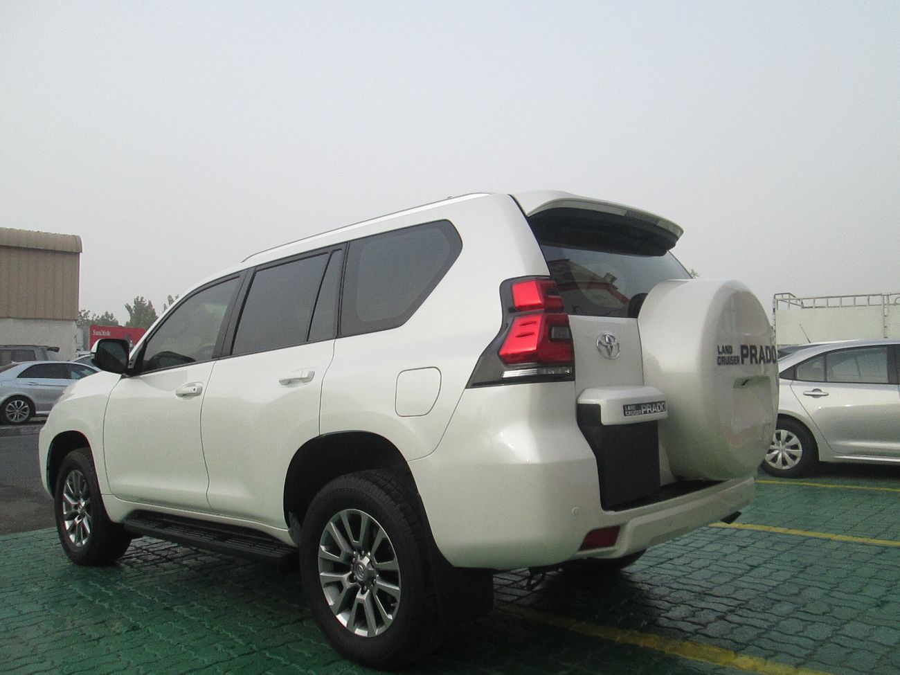 Toyota Prado 4.0L V6 FULL OPTION,GOOD CONDITION,ORIGINAL PAINT