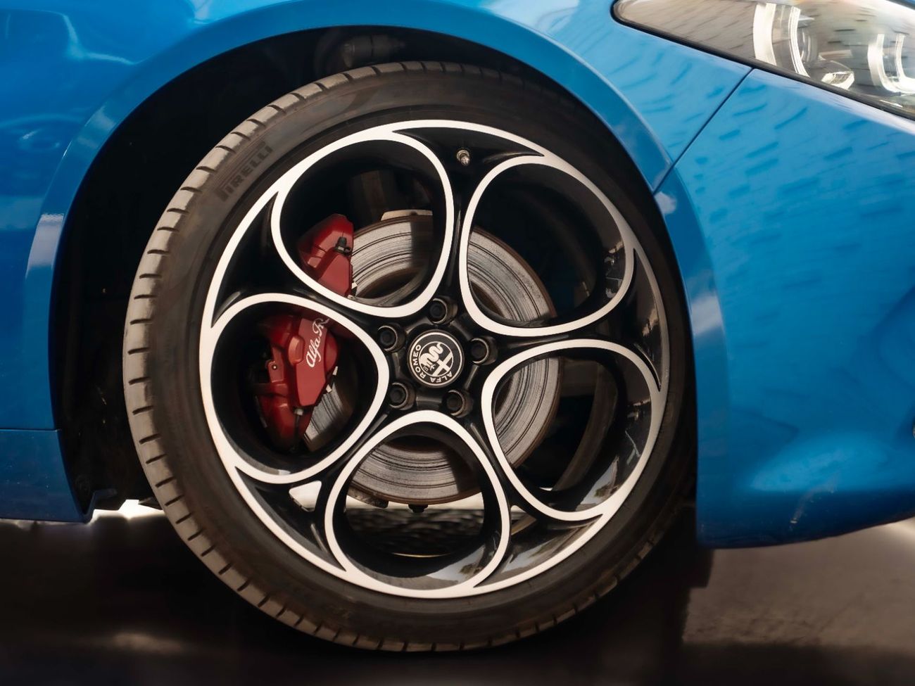 Alfa Romeo Giulia COMPETIZIONE SPECIAL SERIES MCA