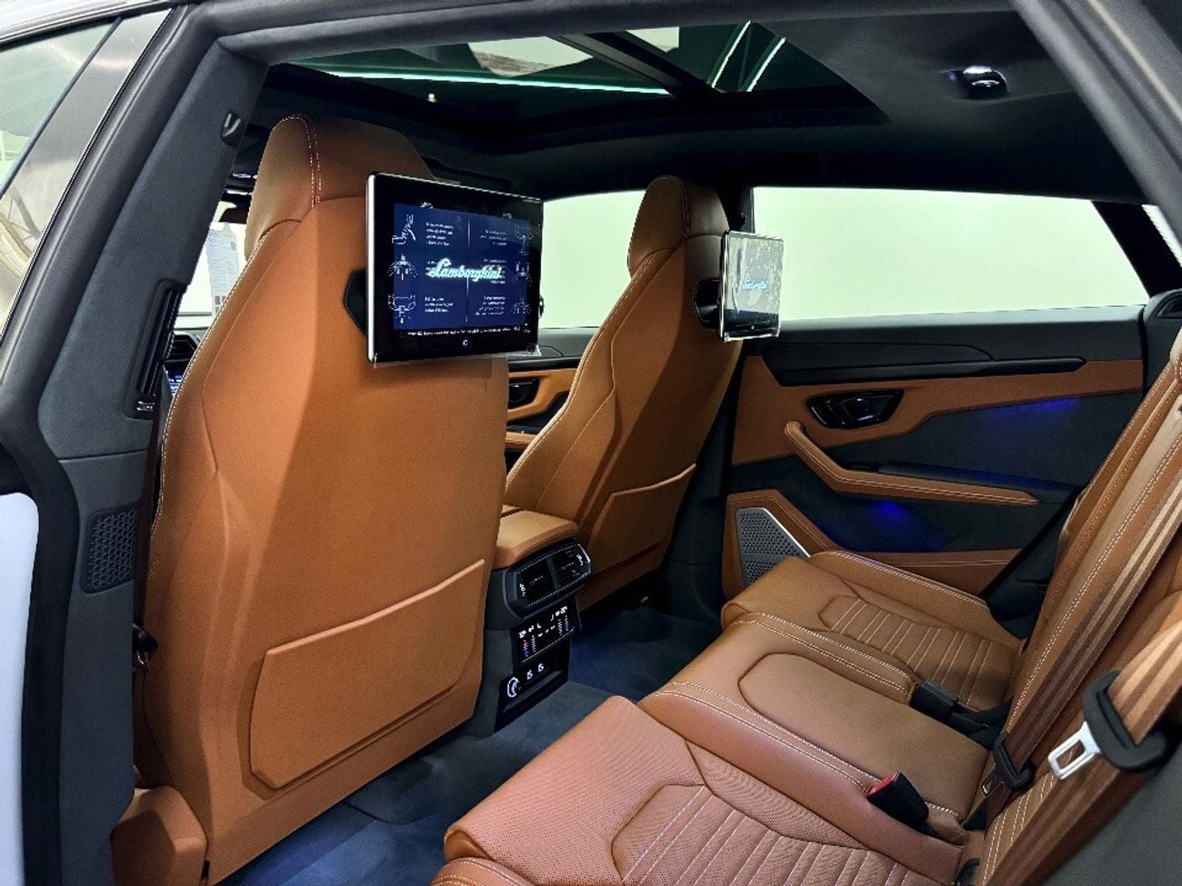 Lamborghini Urus LAMBORGHINI SE 2026 800 HP | MULTI MEDIA | NIGHT VISION | HEAD UP | HIGHWAY PAKET | FULL OPTION