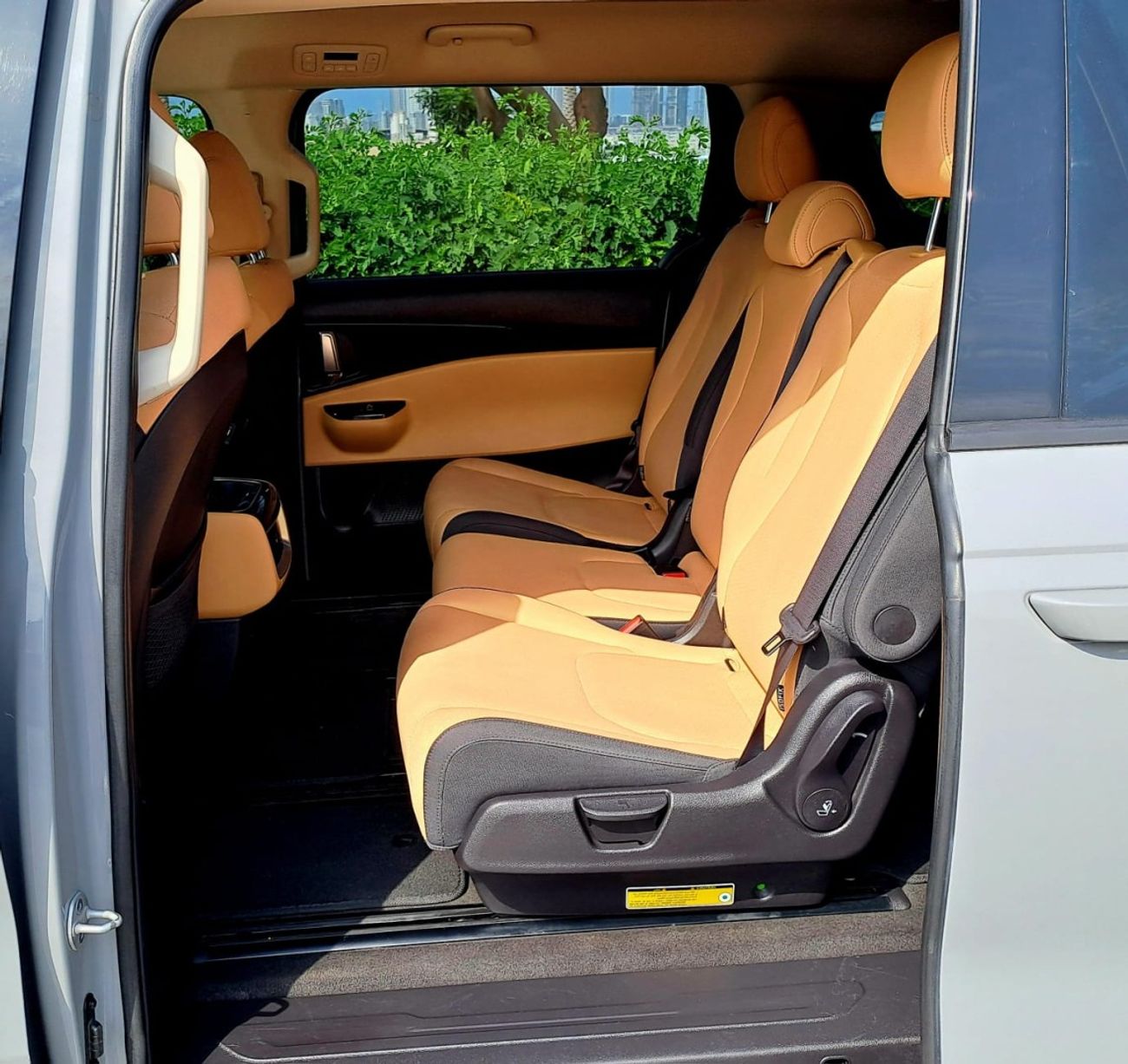 Kia Carnival SXL 3.5L 2022 3.5L GCC (1370/-MONTHLY)
