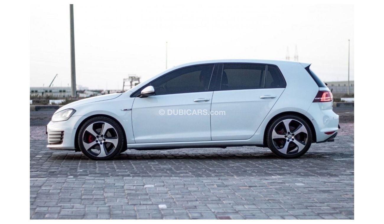 Volkswagen Golf Volkswagen Golf GTI Model: 2016 Mileage: 160,000 km Required: 38,000 dirhams _Gulf specifications _F