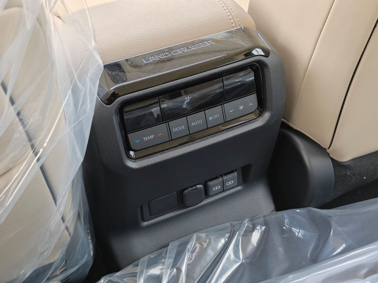 Toyota Prado 2026 TOYOTA PRADO 2.8L DIESEL ALLROUNDER BLACK GCC SPEC