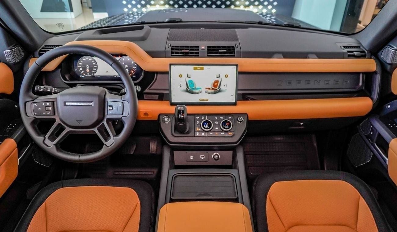 Land Rover Defender P400 110 X-Dynamic HSE 3.0L (7 Seater) Land Rover Defender 110 HSE X-Dynamic P400 | Black Pack Editi