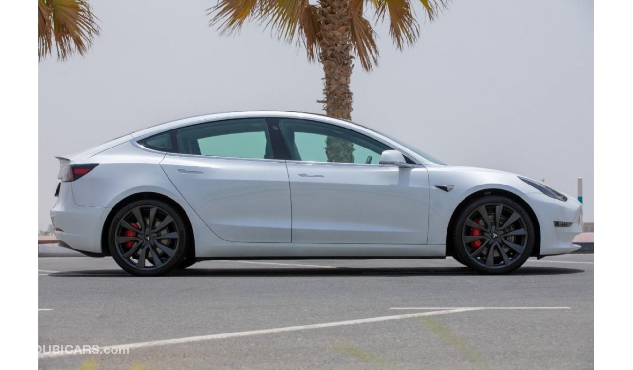تسلا موديل 3 برفورمانس