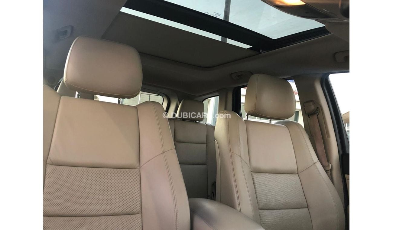 Jeep Grand Cherokee Jeep grand chorque model 2014 GCC car prefect condition full option