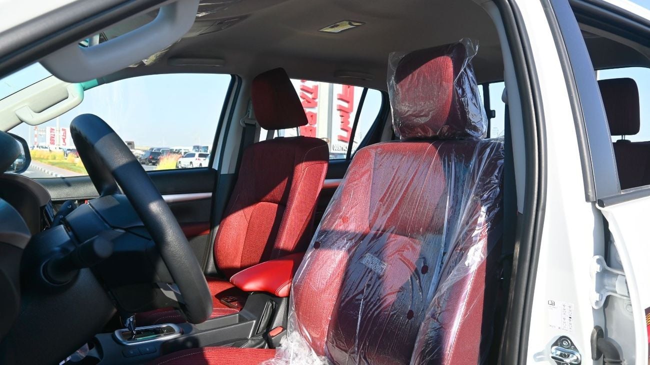 تويوتا هيلوكس Toyota Hilux 2025 2.7L Petrol pick-up 4WD