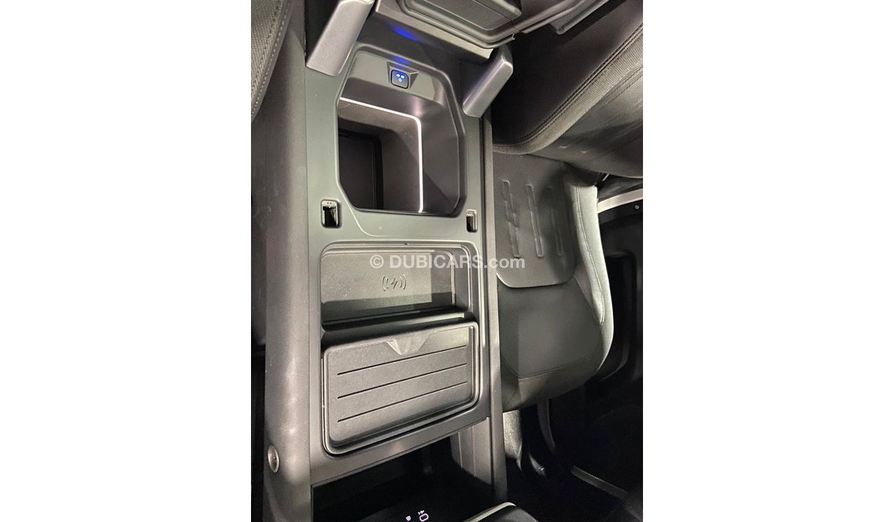 Land Rover Defender P300 110 P300