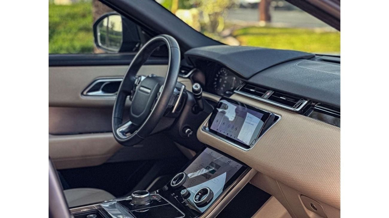 Land Rover Range Rover Velar 2020 Land Rover Range Rover Velar P250 R-Dynamic SE, GCC Warranty , Full Service History , 5dr SUV,
