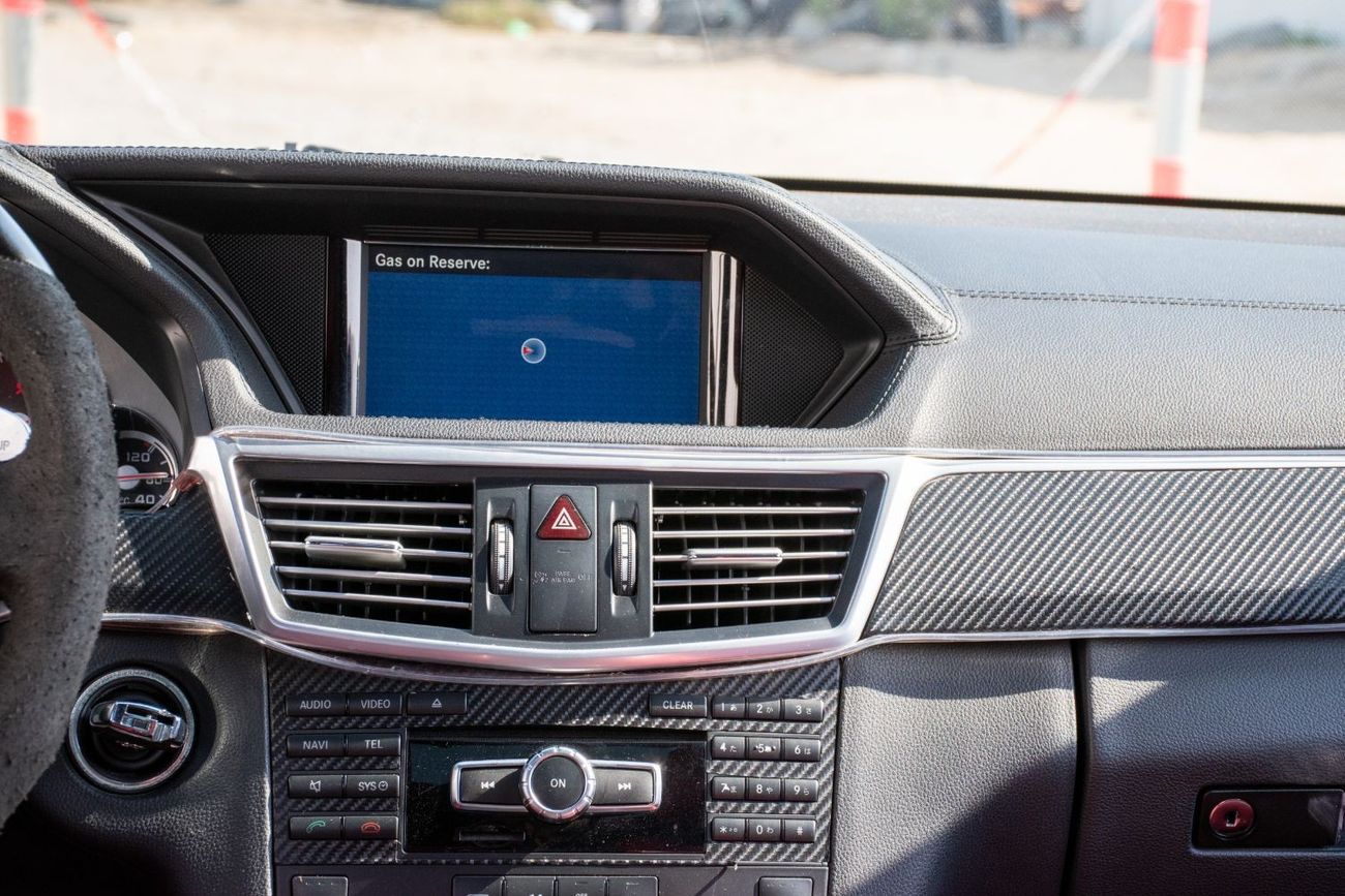 Mercedes-Benz E 63 AMG Std