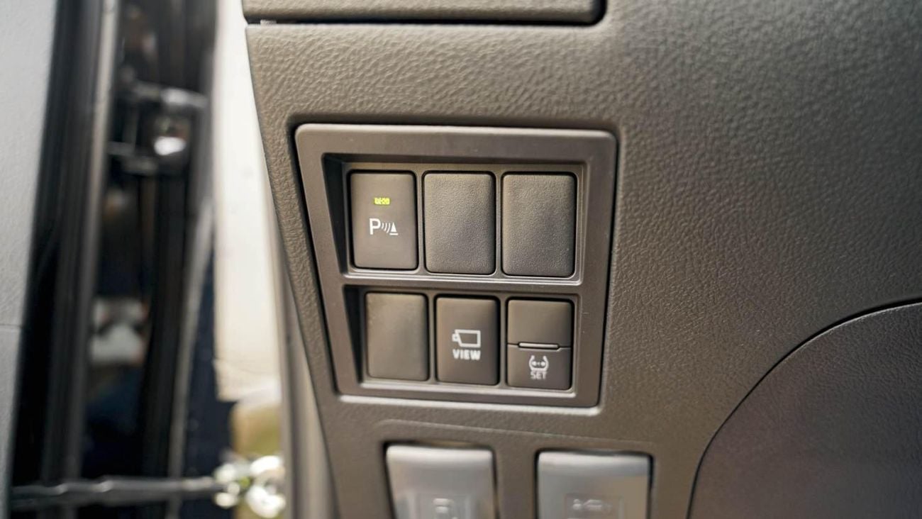 Toyota Hilux 4.0 GR-S AT 4WD  2026 MODEL