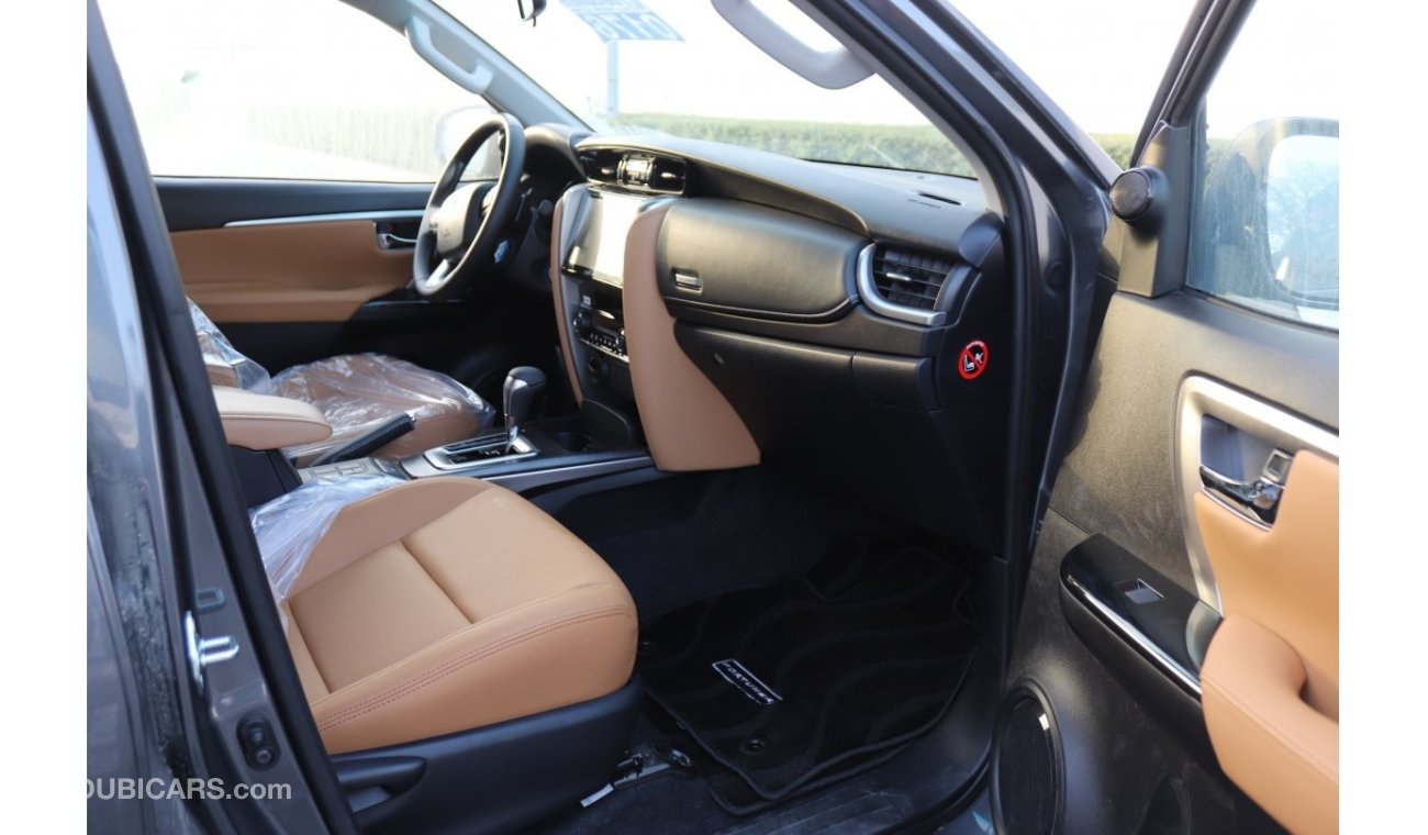 تويوتا فورتونر 2.4L, LEATHER SEAT,HEAD REST SCREEN, MODEL 2023, DIESEL,FULL OPTION