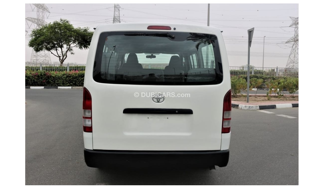 Toyota Hiace TOYOTA HIACE 14 PASSENGER 2009