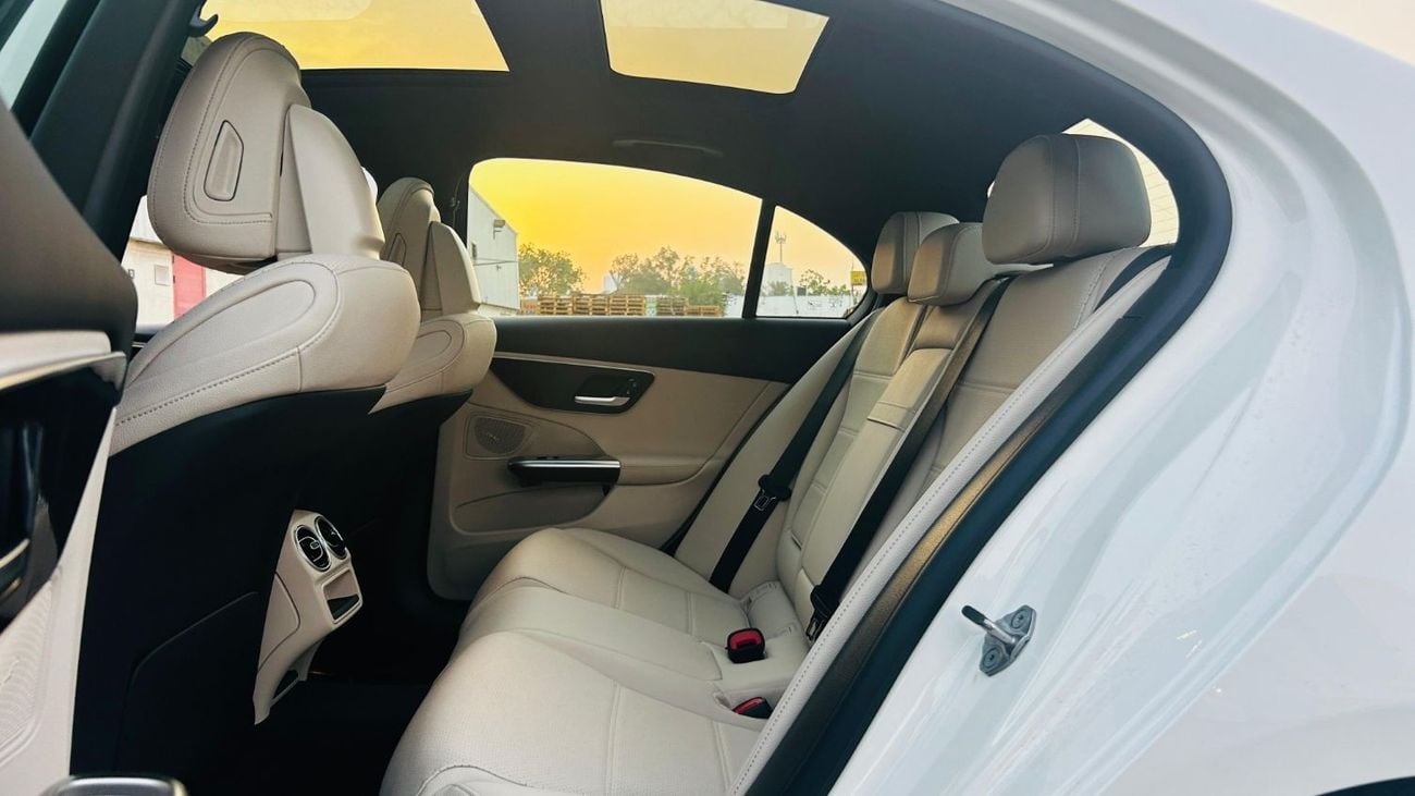 Mercedes-Benz C 300 AED 2720 PM AVAILABLE | CLEAN TITLE | MERCEDES C300 2023 | LOW MILEAGE | LIKE NEW