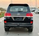 Toyota Land Cruiser VXR 5.7L 4WD