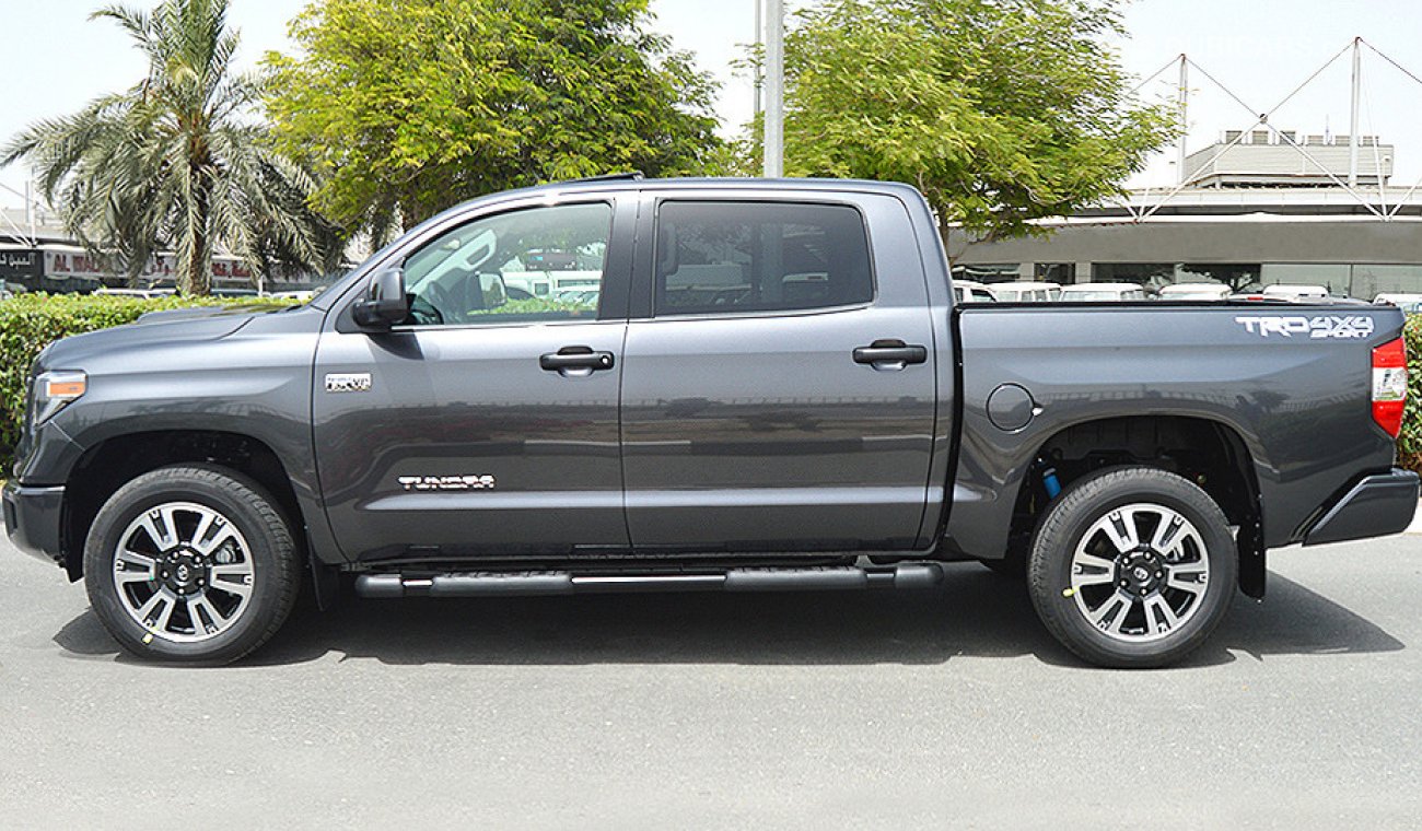 Toyota Tundra Crewmax TRD SPORT, 5.7L V8, 0 km