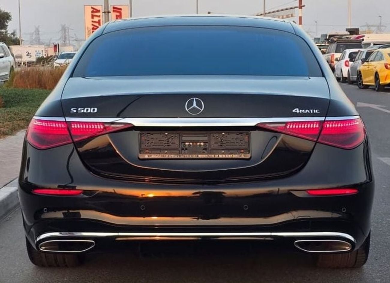 مرسيدس بنز S 500 4MATIC L