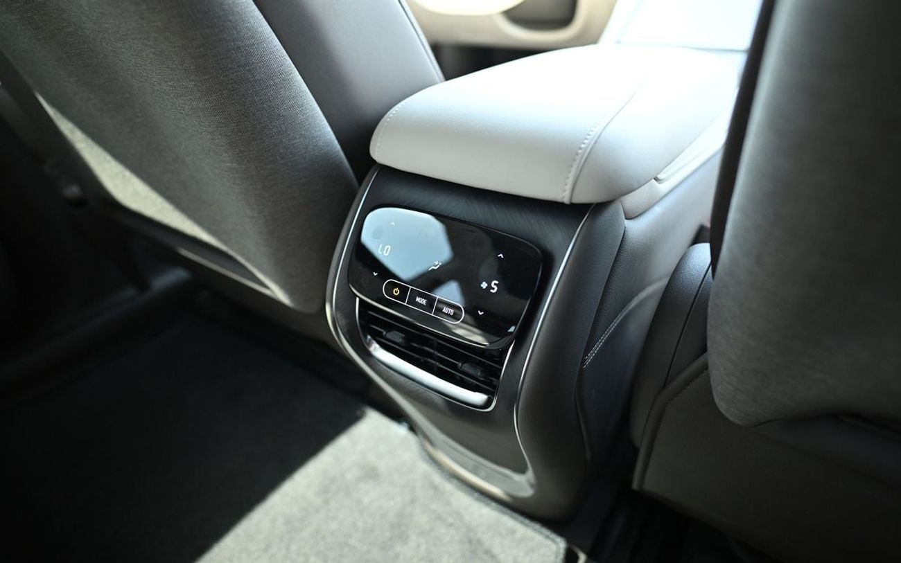 IM Motors LS7 IM LS7 Luxury