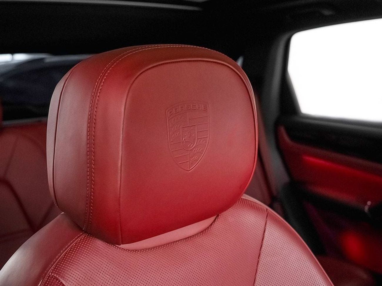 Porsche Cayenne Platinum Edition