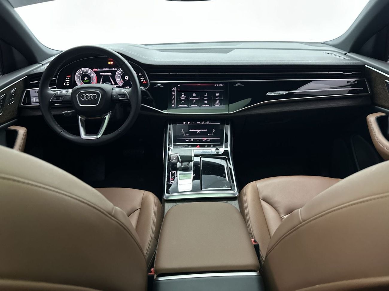 أودي Q8 55 TFSI quattro (340 HP) Q8 55 TFSI quat 340hp Progress (Ref# 20791)