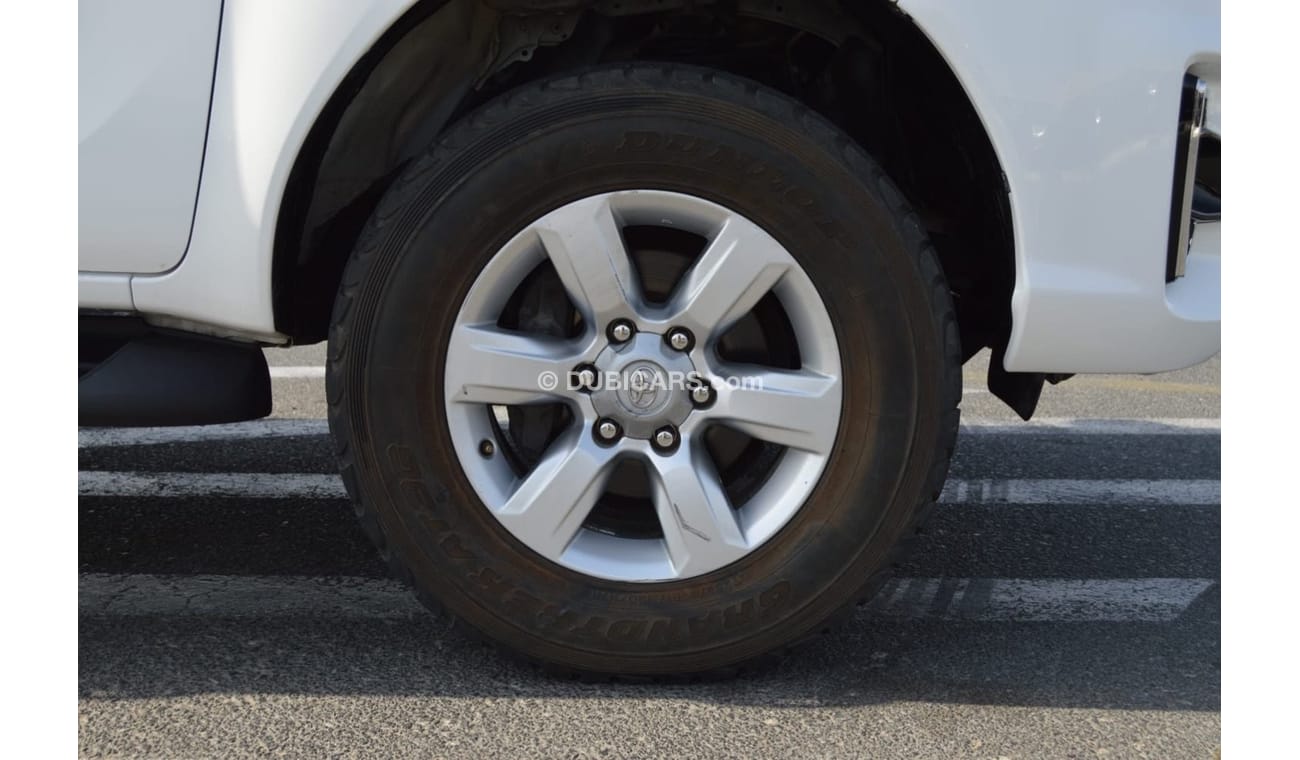 Toyota Hilux Full option clean car