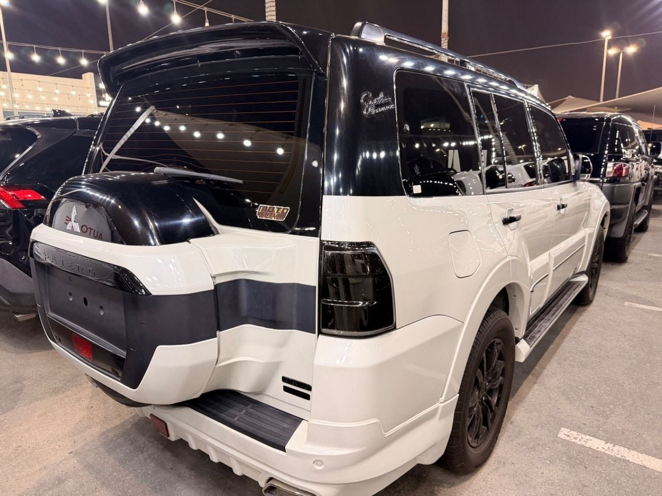 Mitsubishi Pajero GLS H/L SIGNATURE EDI