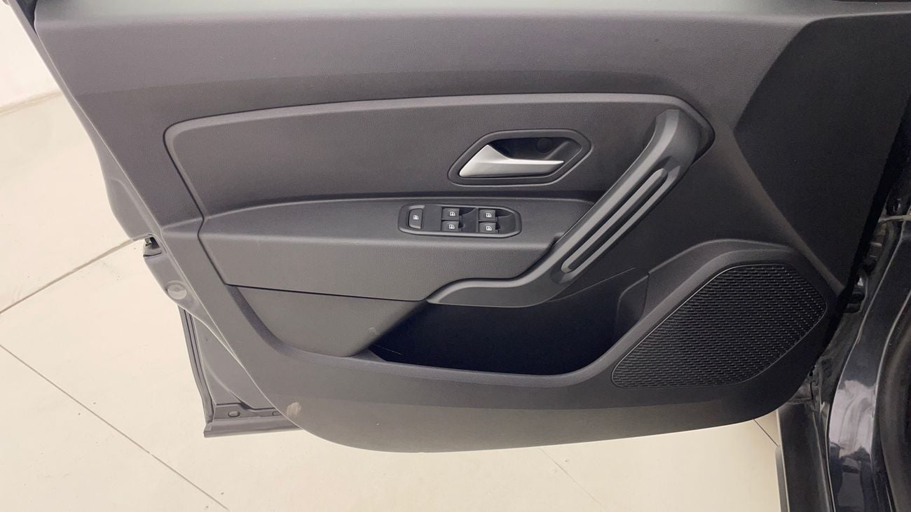 Renault Duster SE 1.6 | Zero Down Payment | Home Test Drive