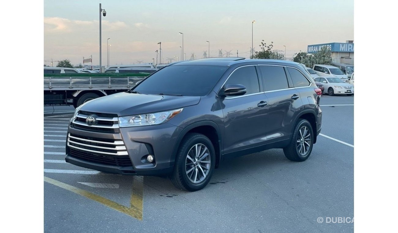 تويوتا هايلاندر 2019 TOYOTA HIGHLANDER XLE 3.5L-V6 / EXPORT ONLY