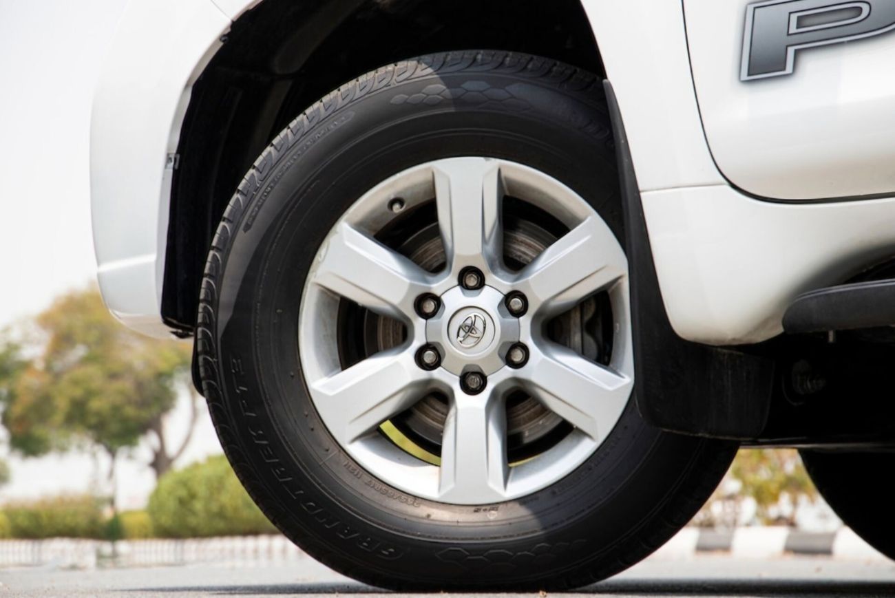 Toyota Prado EXR 4.0L 4WD