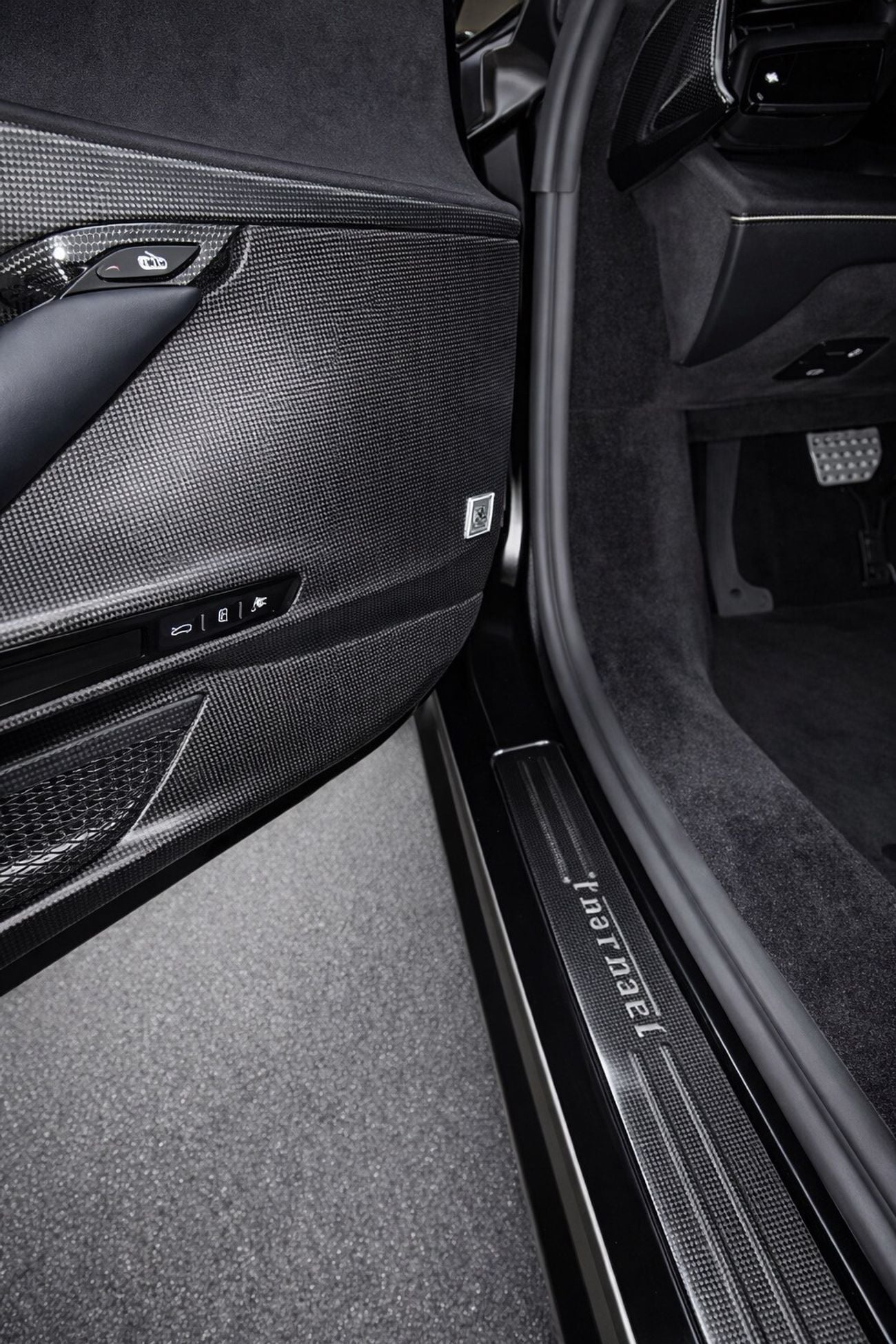 Ferrari SF90 Stradale Ferrari sf90 straddle