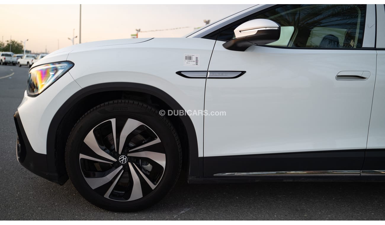 Volkswagen ID.6 VOLKSWAGEN ID 6 CROZZ PURE PLUS ELECTRIC 7 SEATER (SLIDING SUNROOF)