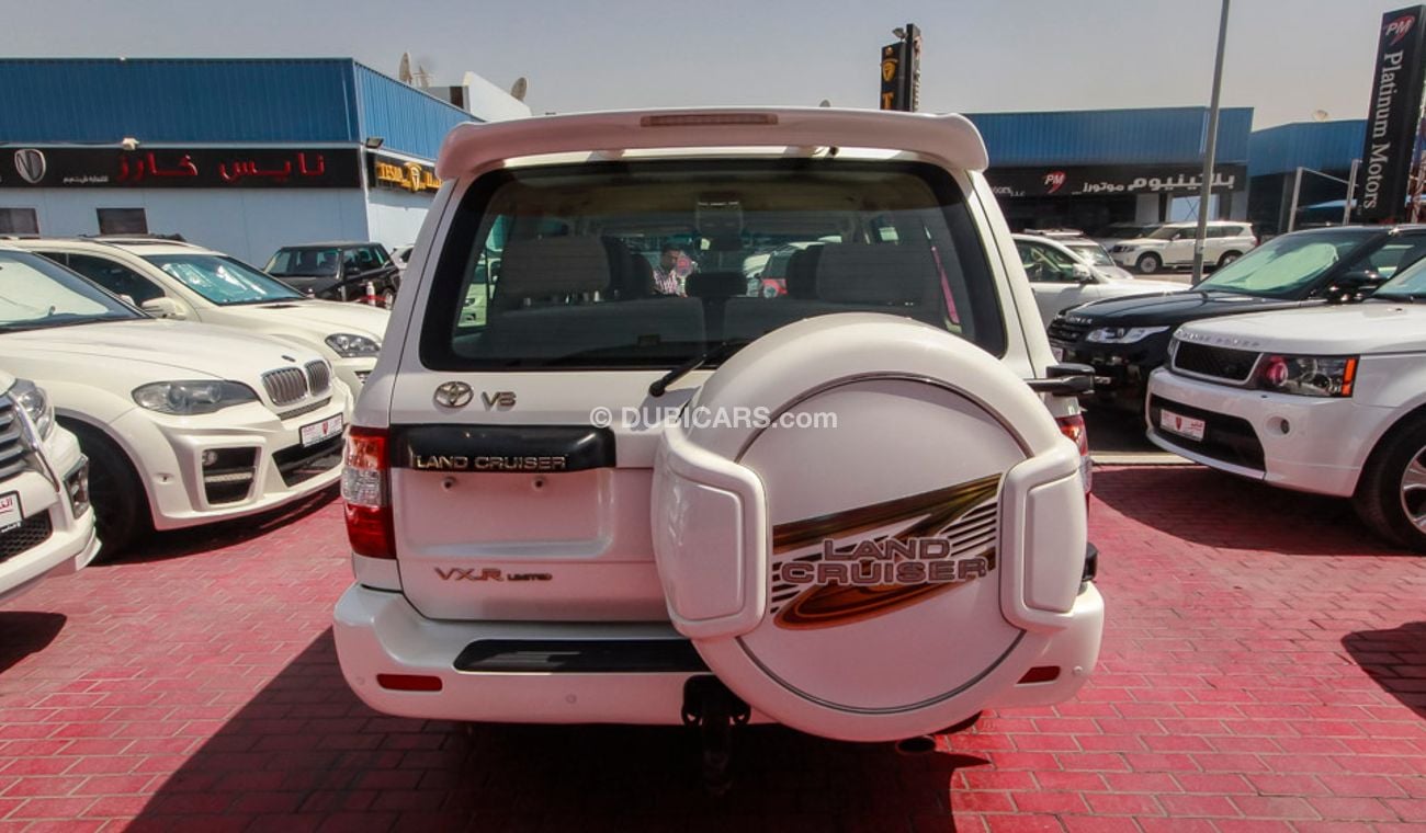 Toyota Land Cruiser VX.R Limited 60th Anniversary Edition