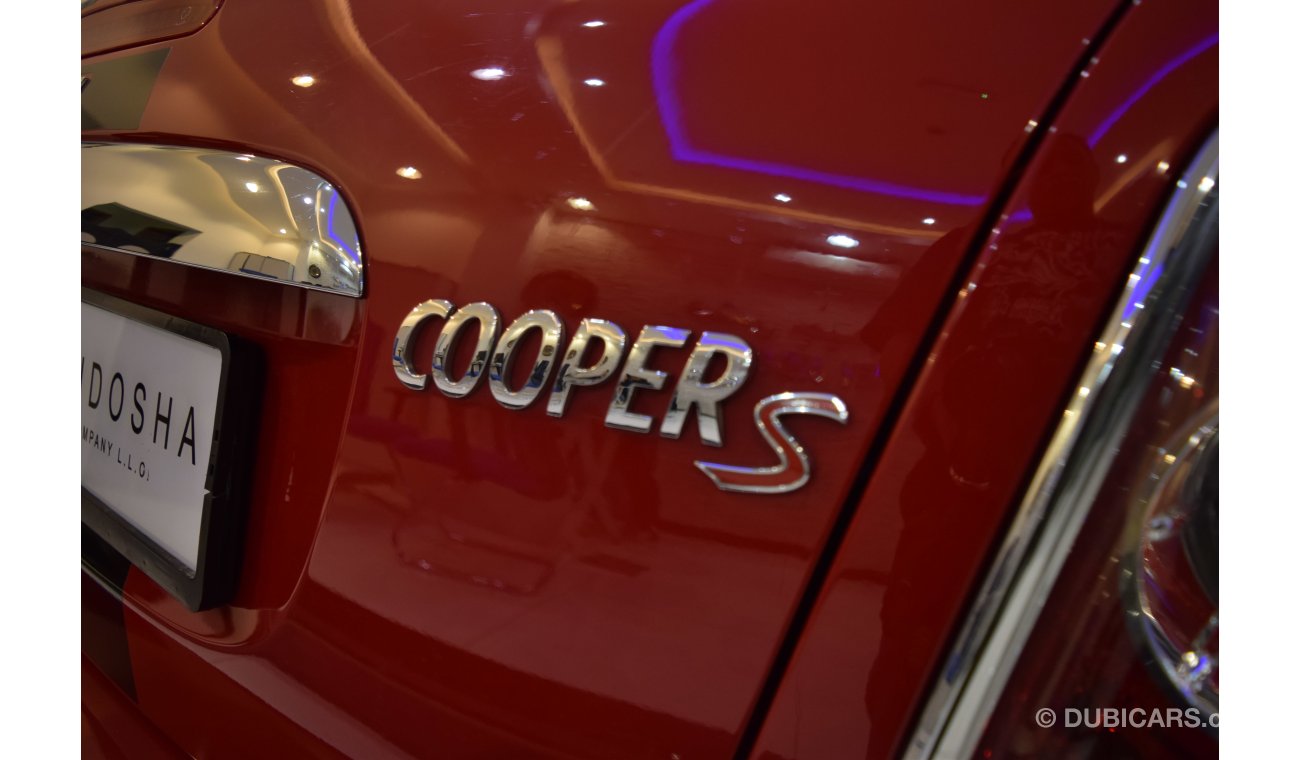 Mini Cooper S Coupé Very low Kilometer Mini Cooper S 2013 Model GCC Specs