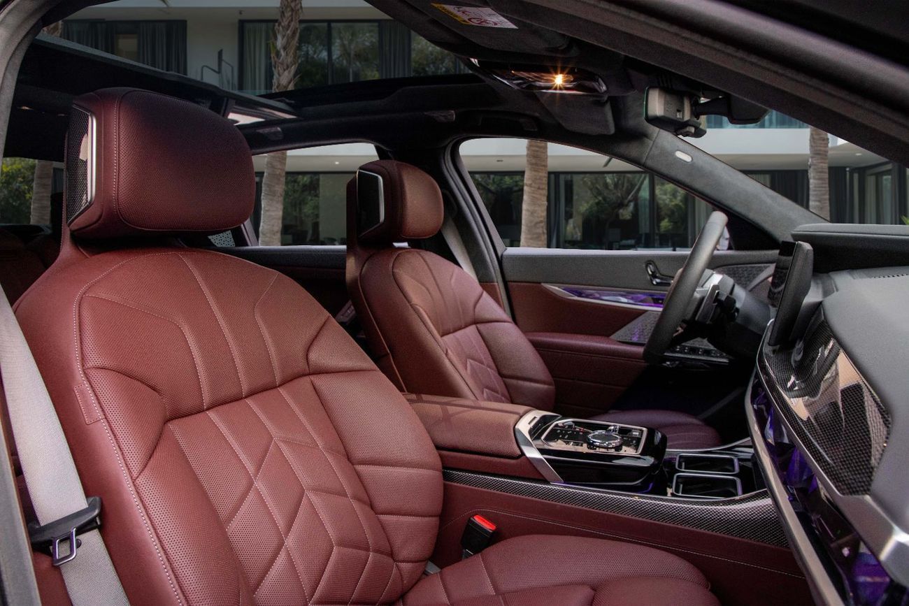 BMW 760Li 760i M-SPORT | 7,833 P.M | 0% Downpayment | WARRANTY / SERVICE!