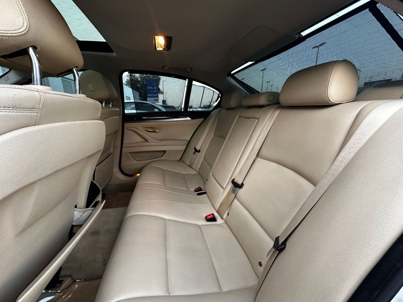 BMW 528i Exclusive 2.0L