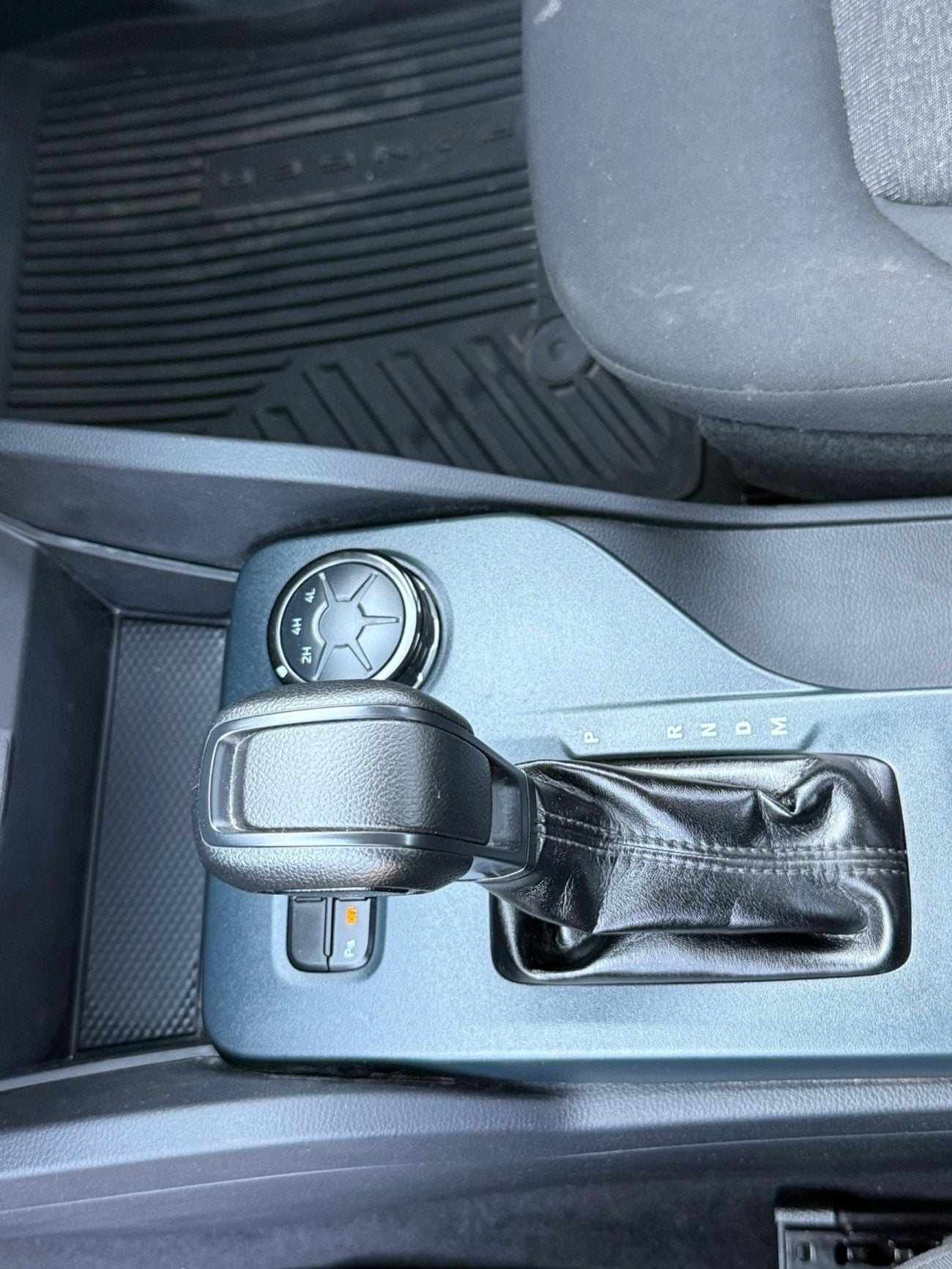 فورد رانجر Next Gen XLT Sport Right Hand Drive