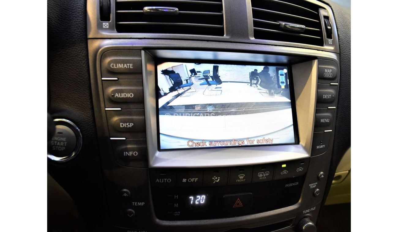 Lexus IS300 ( ONLY 87000 KM & With SERVICE HISTORY ) Amazing Lexus IS 300 2008 Model!! in White Color! GCC Specs