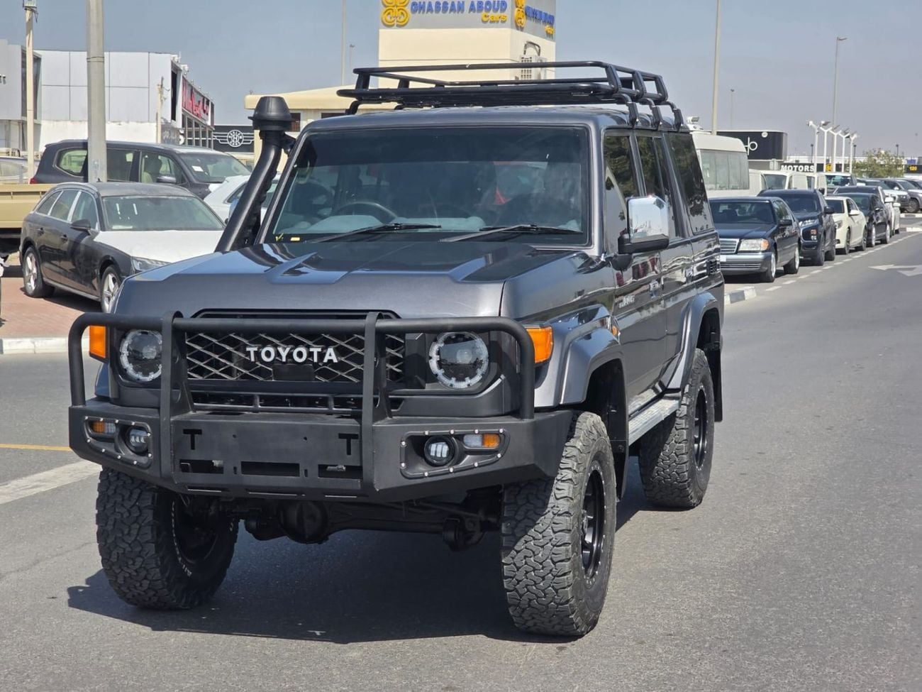 تويوتا لاند كروزر 70 HARD TOP