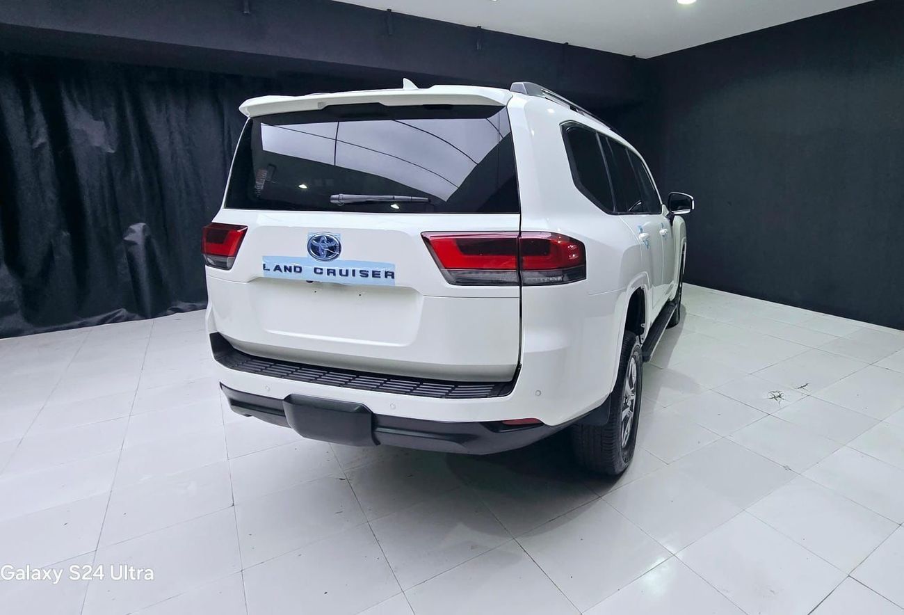 Toyota Land Cruiser VX 3.3L