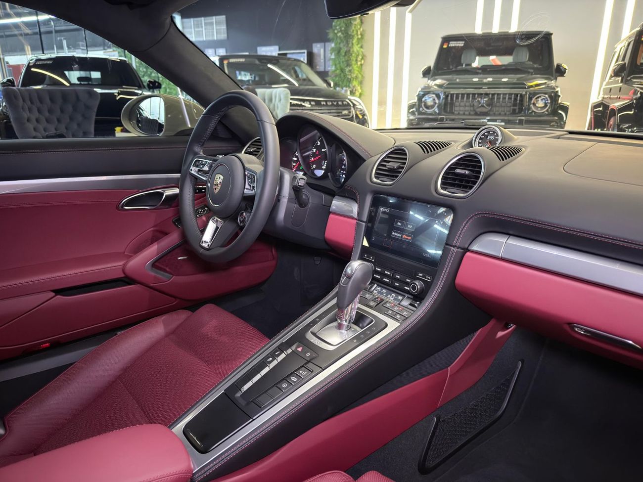 بورش كايمان 718 GTS 4.0L A/T