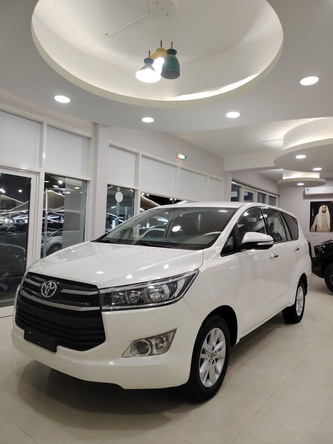 تويوتا إينوفا GL 2.7L