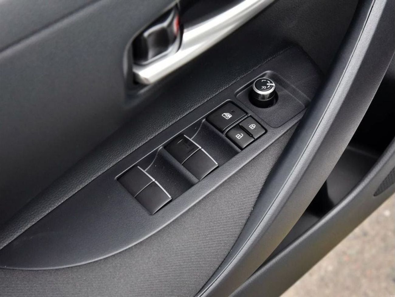 Toyota Corolla LEVIN 1.2L, PUSH START, SUNROOF, MONITOR, CRUISE CONTROL, MODEL 2023 FOR EXPORT