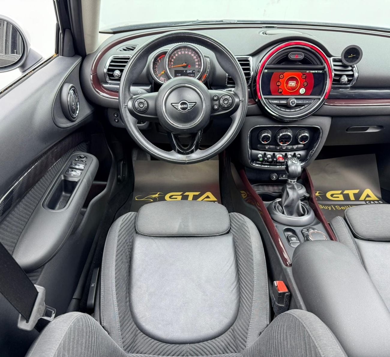 Mini Clubman COOPER 2018 MINI Clubman Cooper, Full MINI (AGMC) Service History, Fully Loaded, Excellent Condition